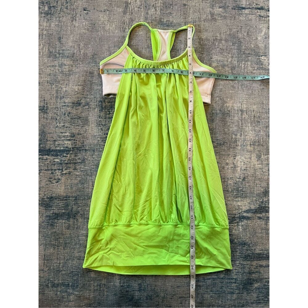 Lululemon Zippy Green / White No Limits Athletic Tank Top Size 4 - Picture 3 of 7